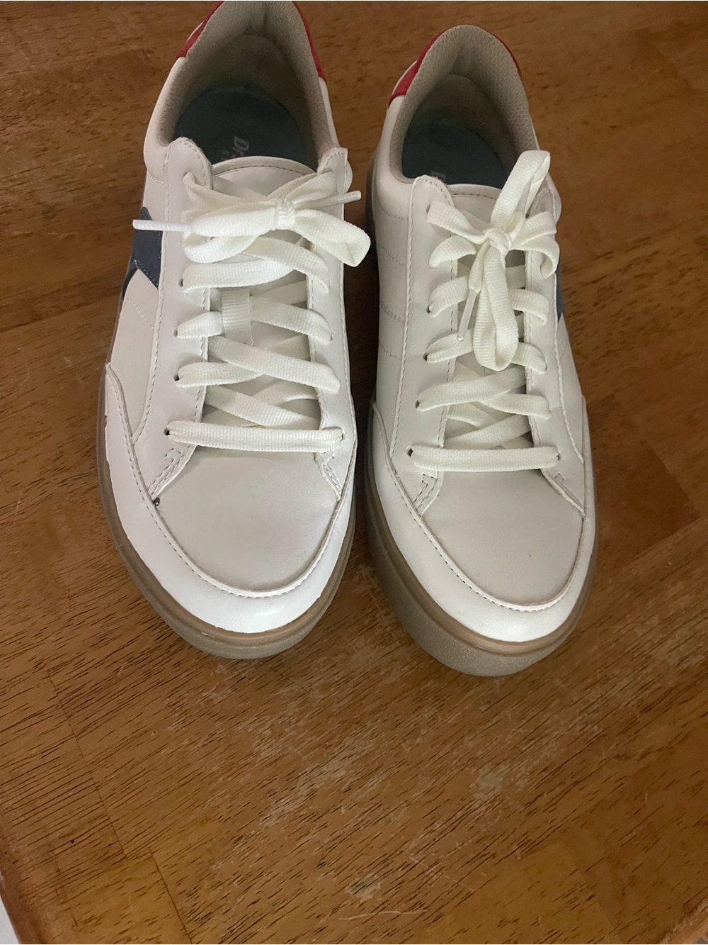 Dr. Scholl's women White Sneakers with Navy and Red Accents - Madison - Picture 2 of 8